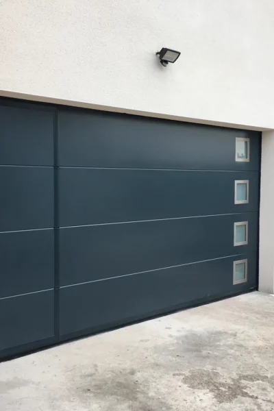 porte garage avec portillon gris anthracite